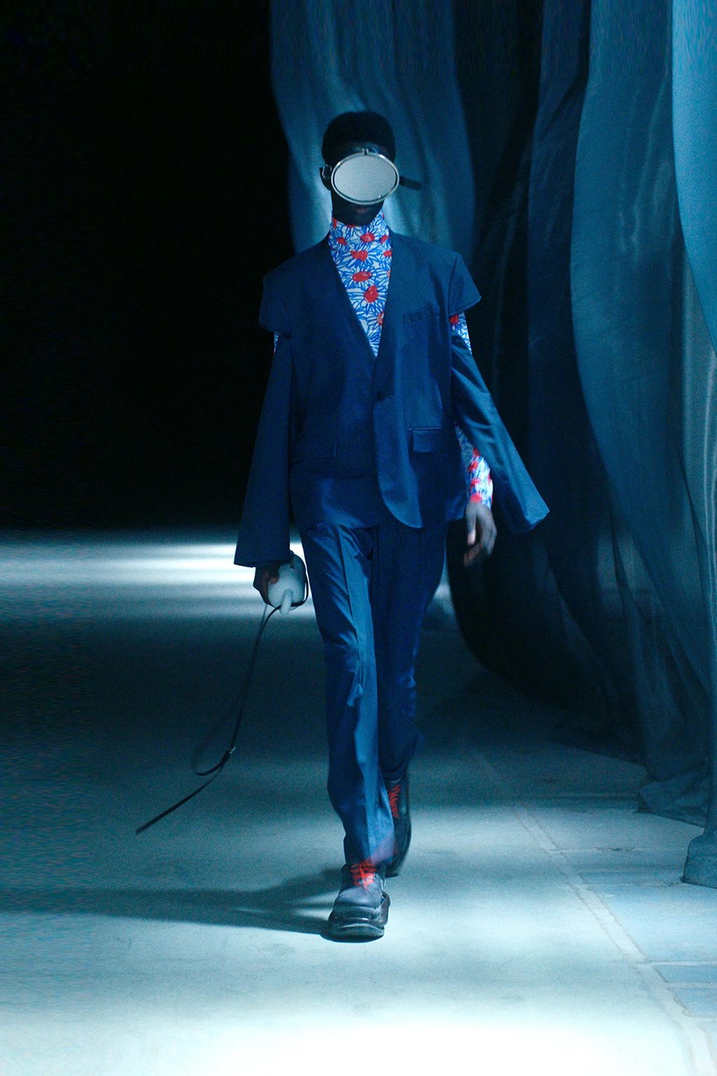 DIVE INTO THE DEPTHS OF THE SUSTAINABLE, SCUBA-INSPIRED BOTTER SS22 COLLECTION