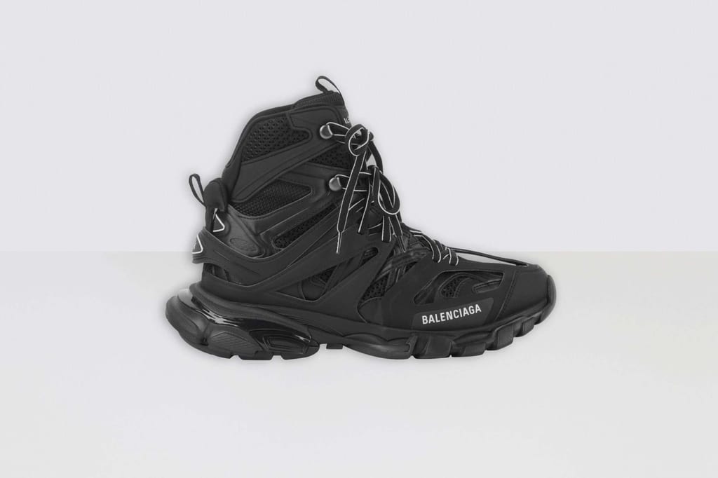 10 HIKING BOOTS TO HELP YOU REACH YOUR STYLE PEAK