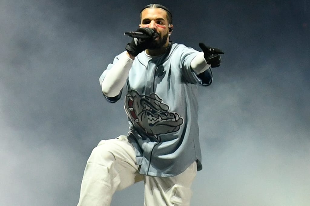 DRAKE TOUE