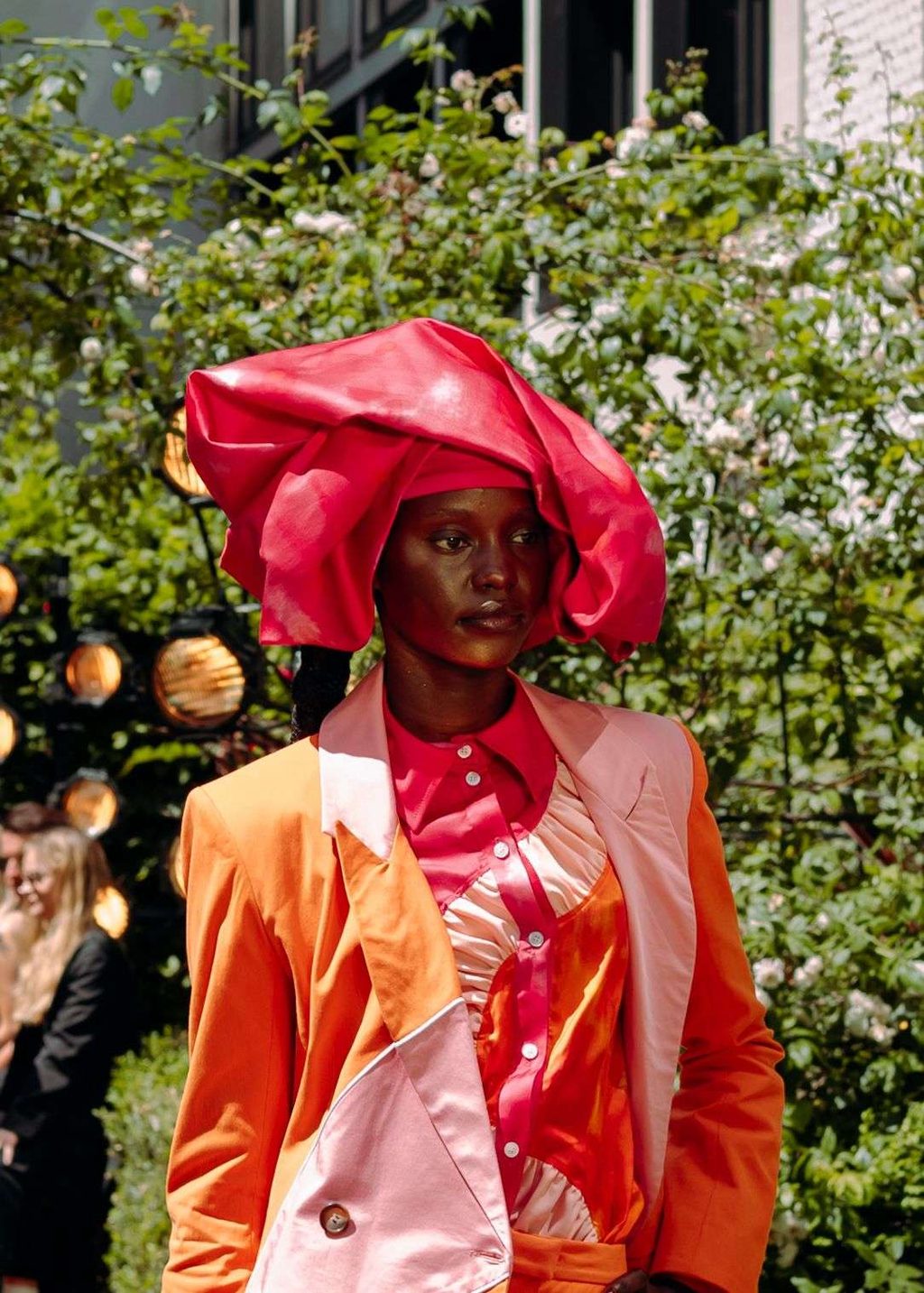 AHLUWALIA SS23: LONDON’S WALLED, BUT AFRICA IS LIMITLESS