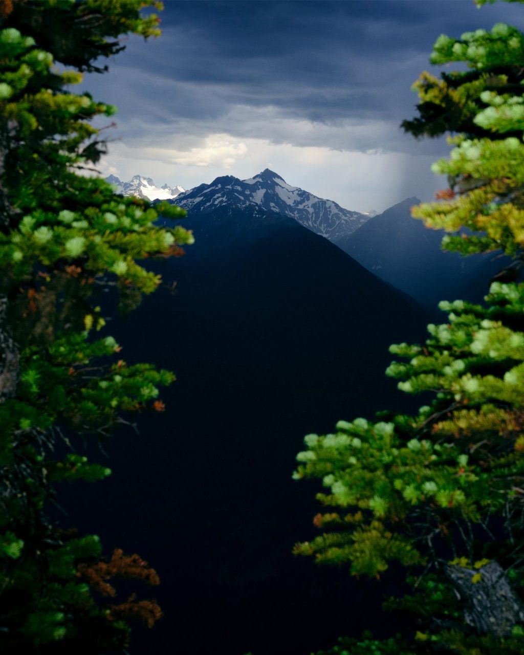 From meetings to the mountain, Arc’teryx VEILANCE FW23 has you covered