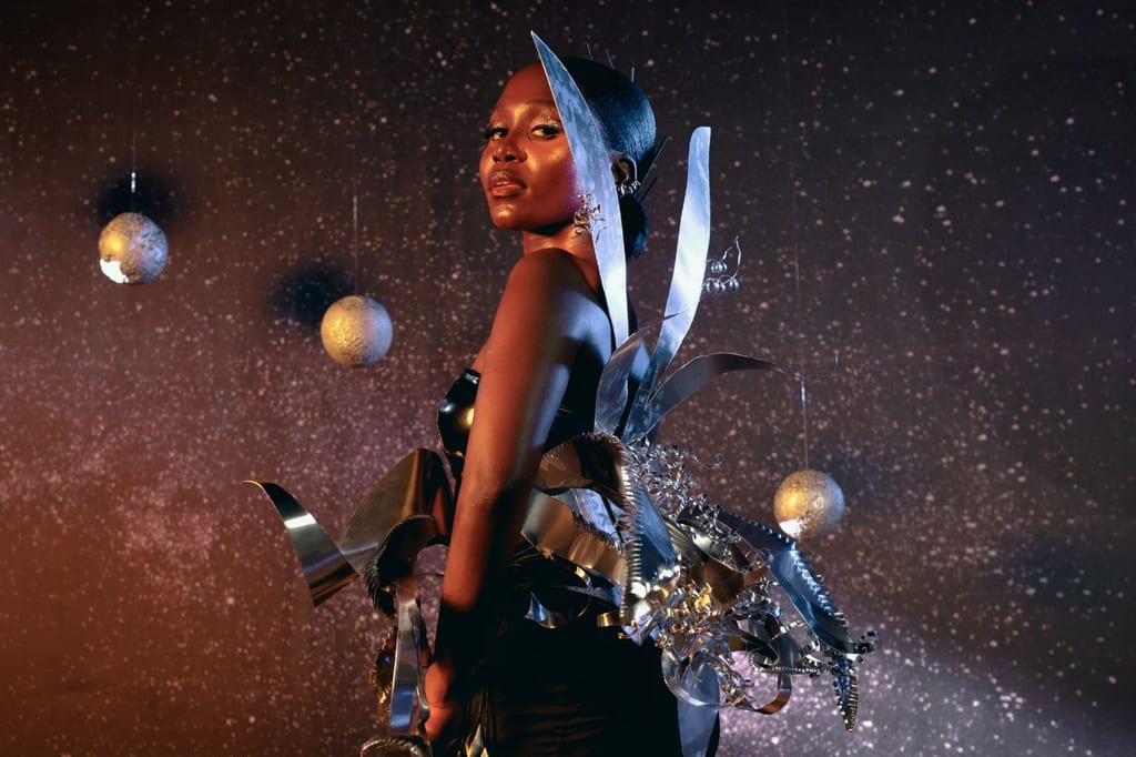 DUNSIN WRIGHT’S ‘2121: SPECULATIVE EVERYTHING’ EXPLORES THE FUTURE OF FASHION IN 100 YEARS