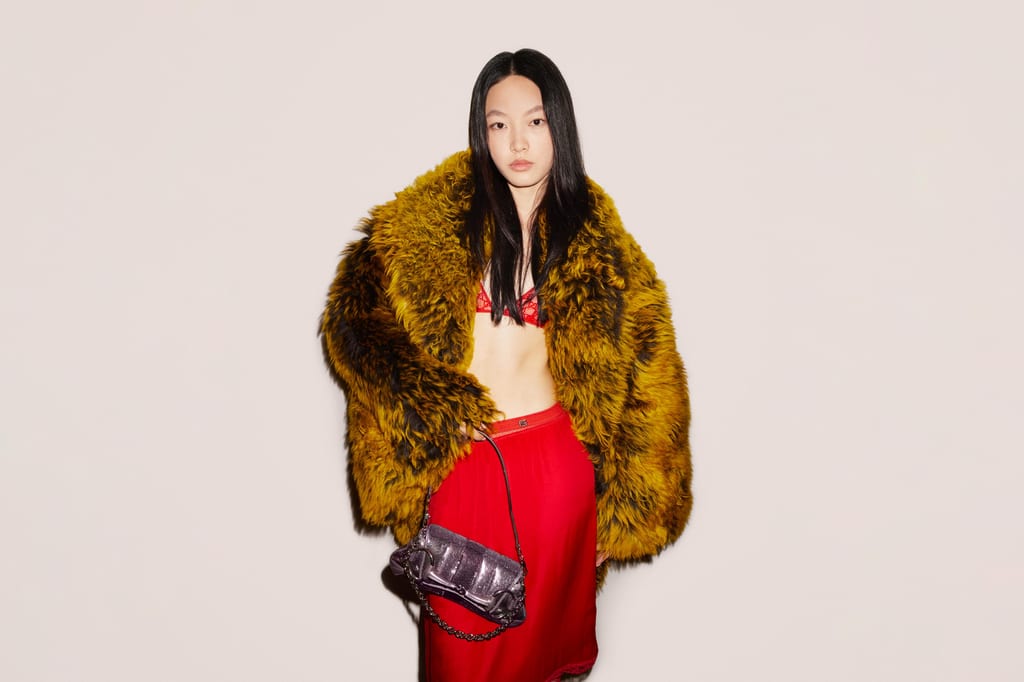 Gucci releases its Gift selection with a Holiday campaign