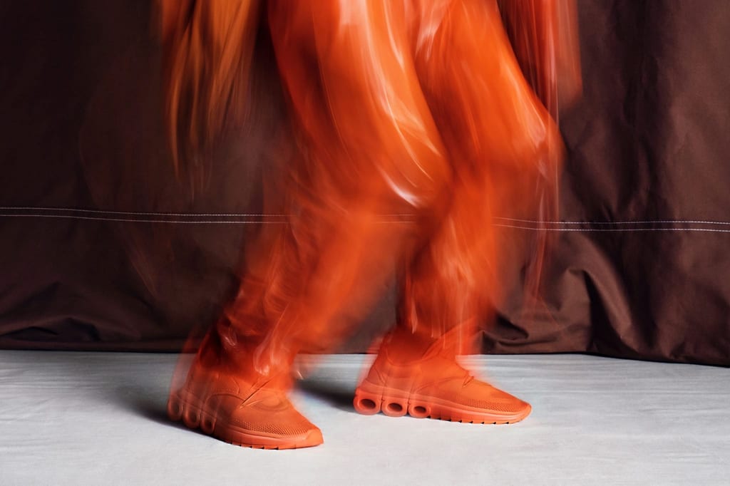 FERRAGAMO’S NEW SNEAKERS & A VALENTINO POP UP : YOUR FRIDAY ROUNDUP