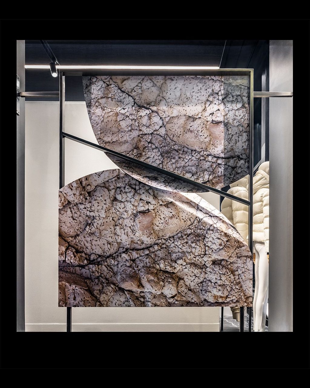 LOEWE CHANNELS STILL-LIFE & MONCLER CHAMPIONS EVOLUTION: YOUR FRIDAY ROUNDUP