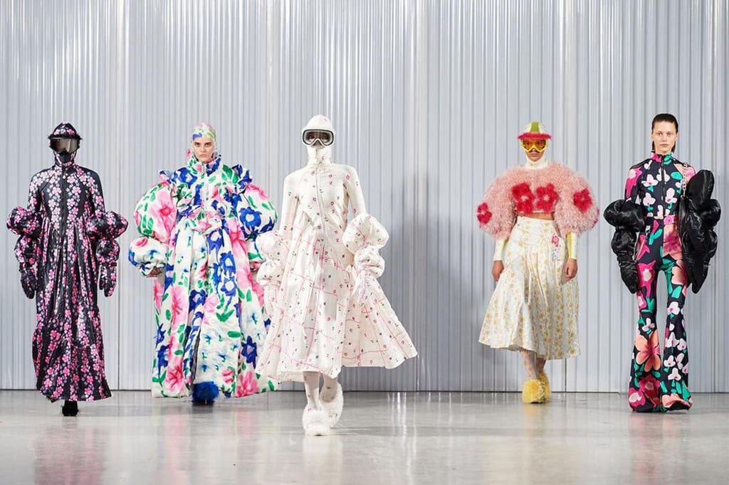 GIANT BOW PILLOW AND LISA RINNA’S RUNWAY WALK: YOUR COPENHAGEN FASHION WEEK ROUNDUP