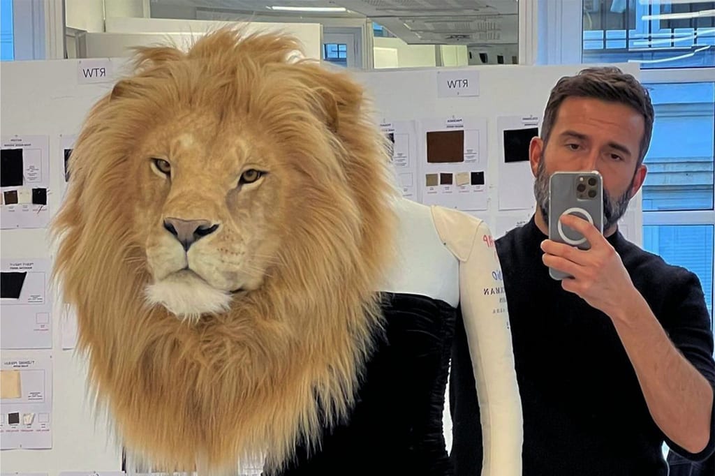 THE SCHIAPARELLI LION’S HEAD CONTROVERSY