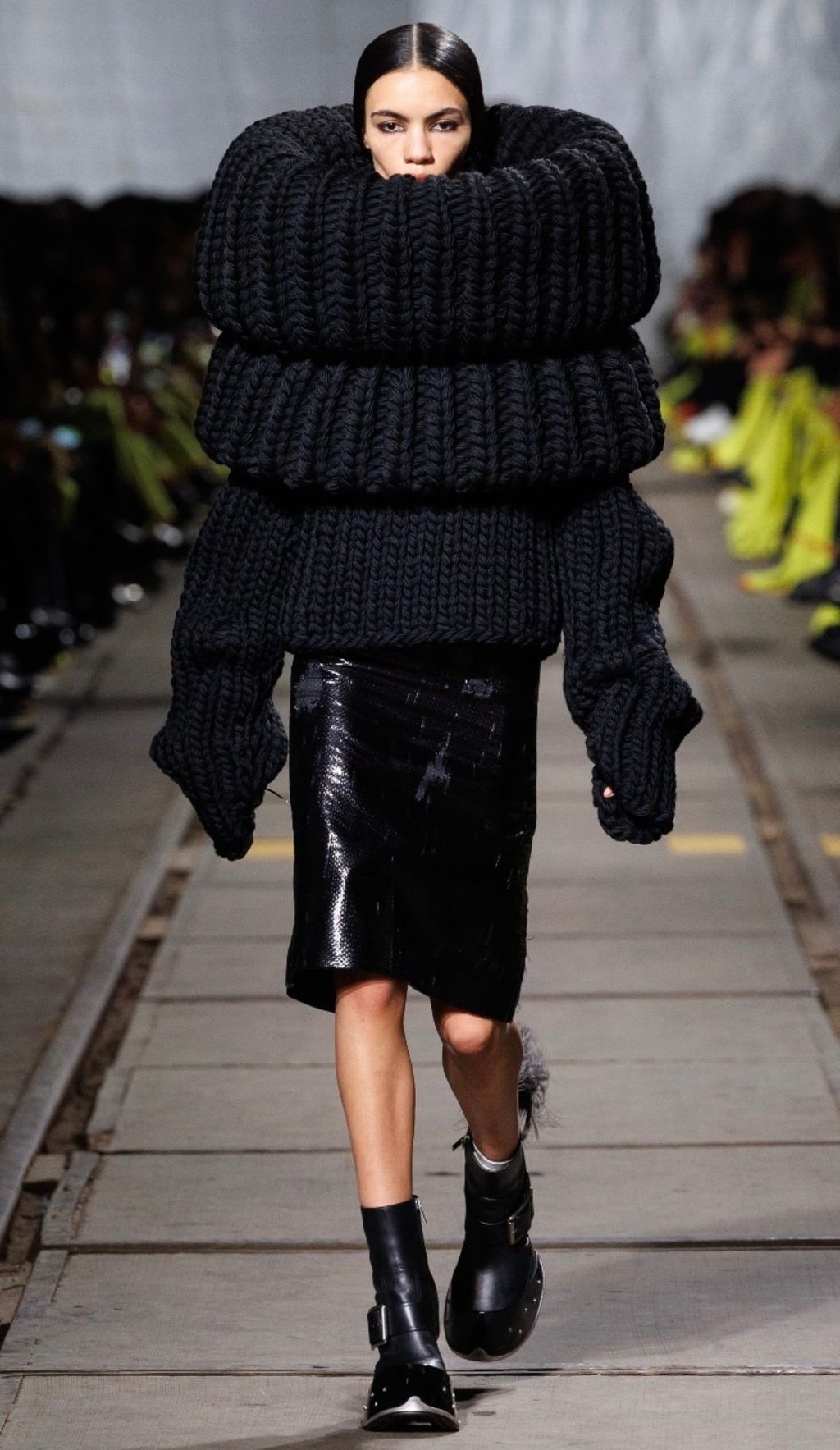 Looking back to move forward: Alexander McQueen FW24