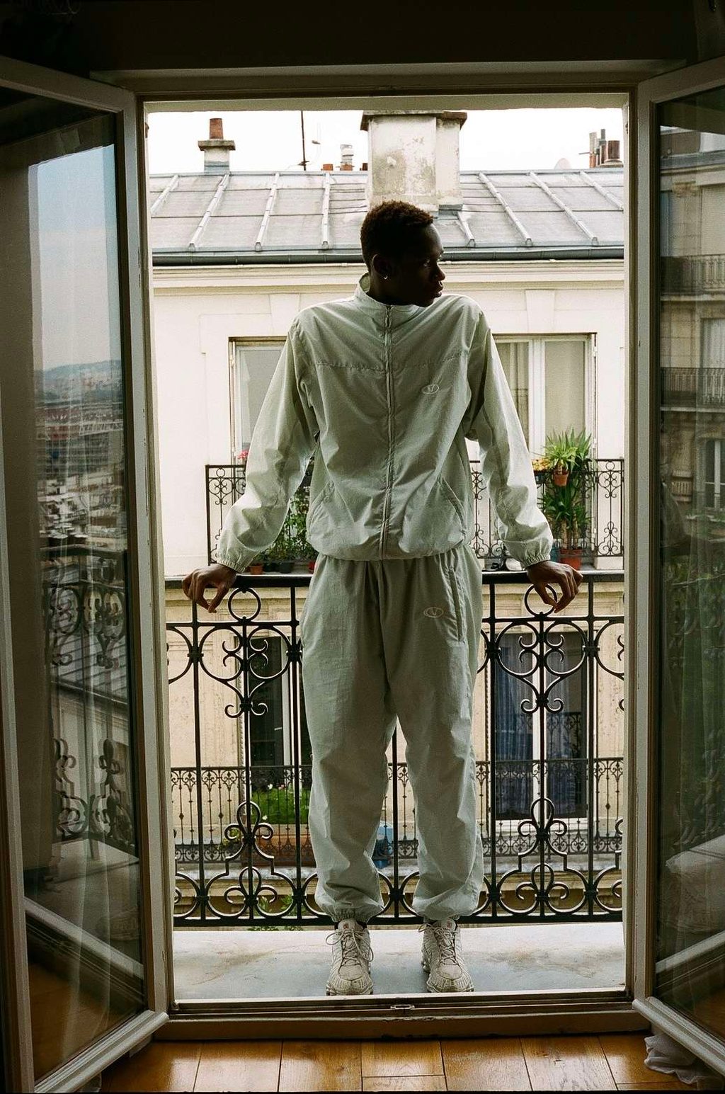 VENTED TALKS VIRGIL, PARIS POP-UPS & WARPED REALITIES