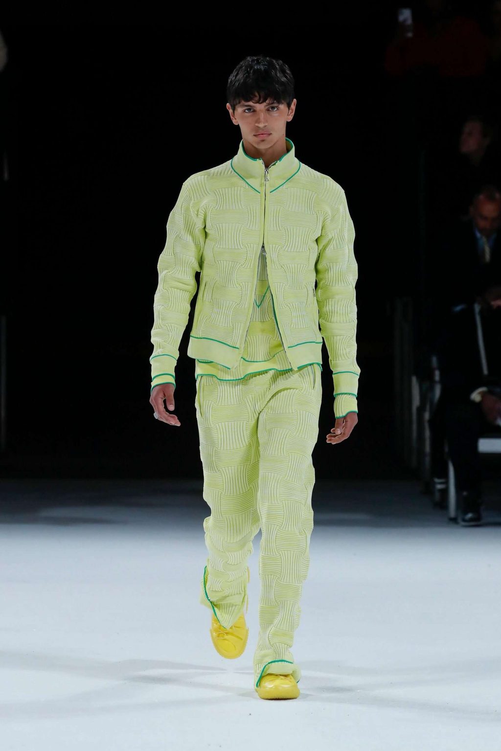 HERE'S WHY YOU SHOULD GET KNITTED OUT FOR THE WINTER