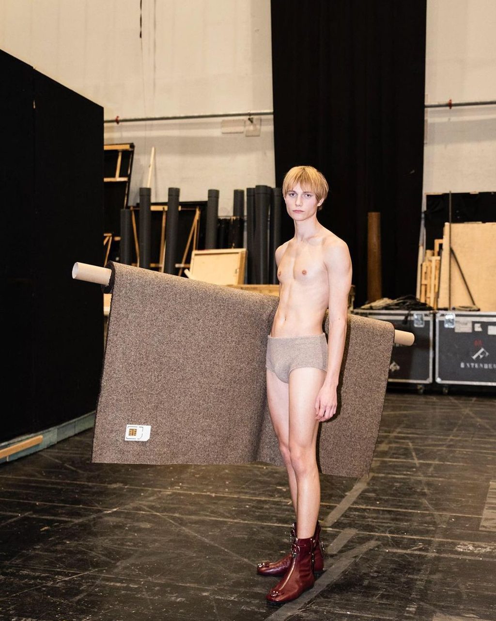 CARPET BURN & IRL BAGUETTES: YOUR MILAN MEN’S FASHION WEEK ROUNDUP