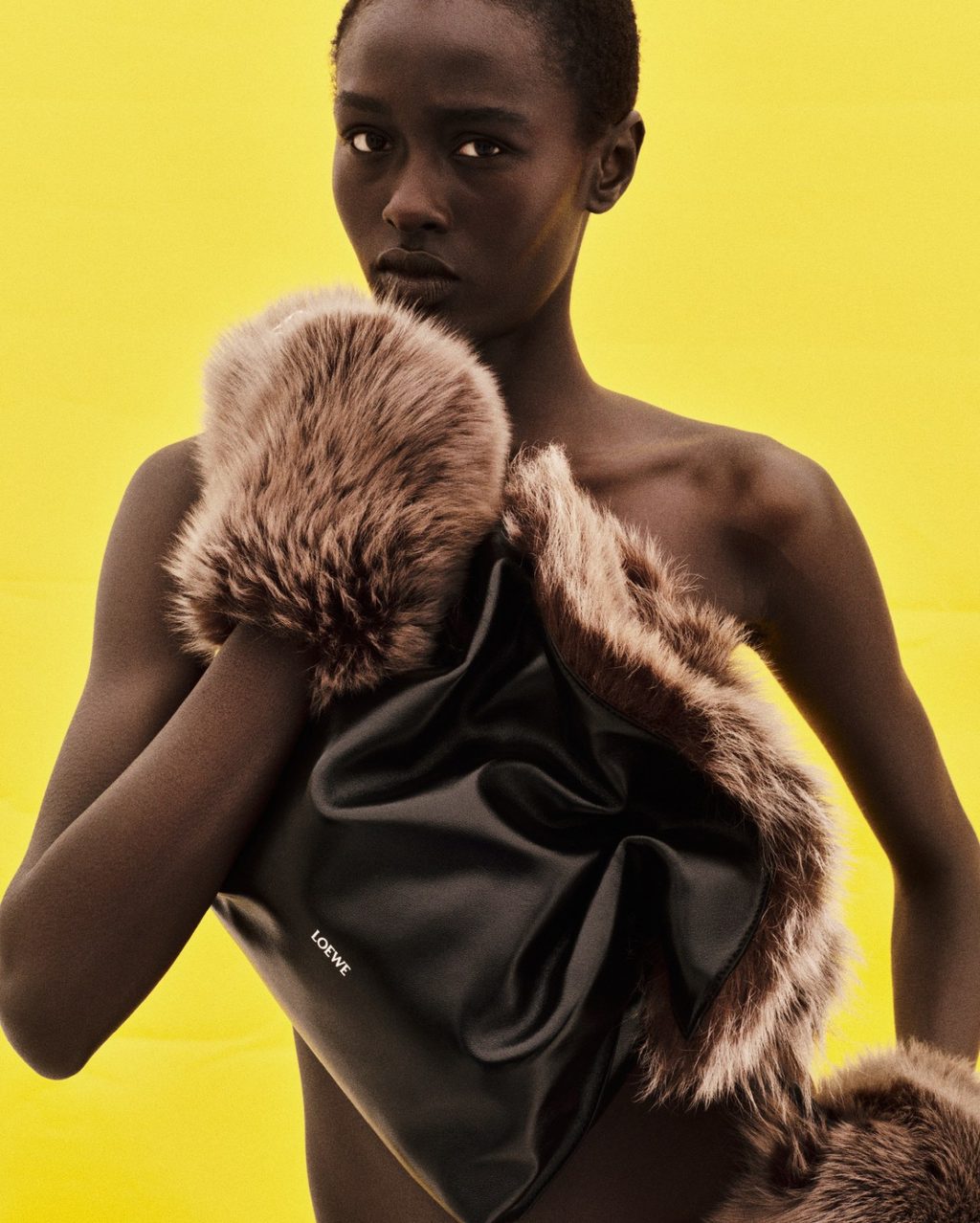 LOEWE 16