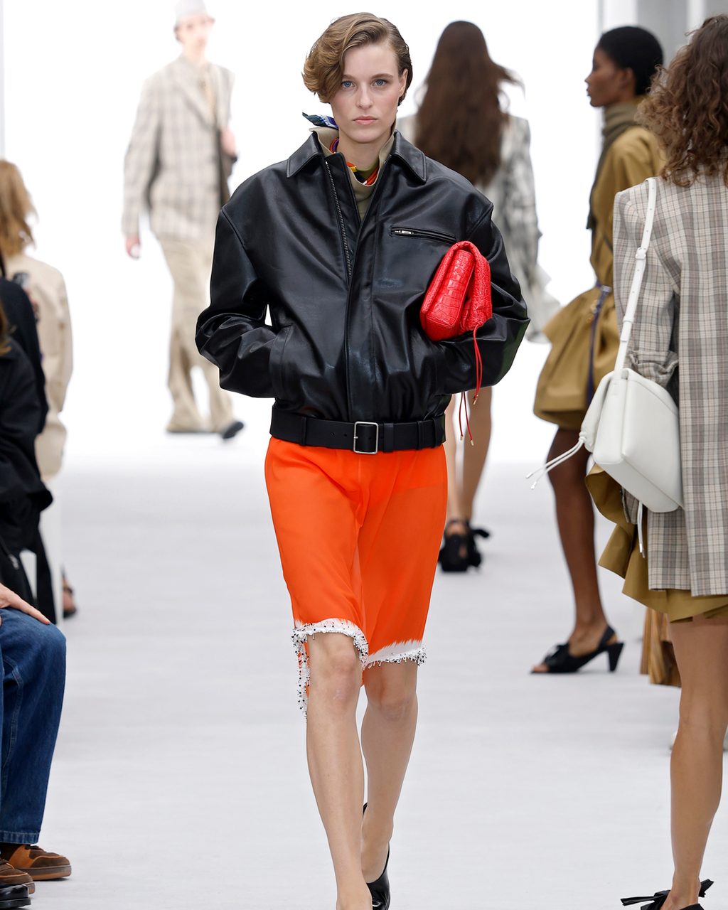 LOEWE 7