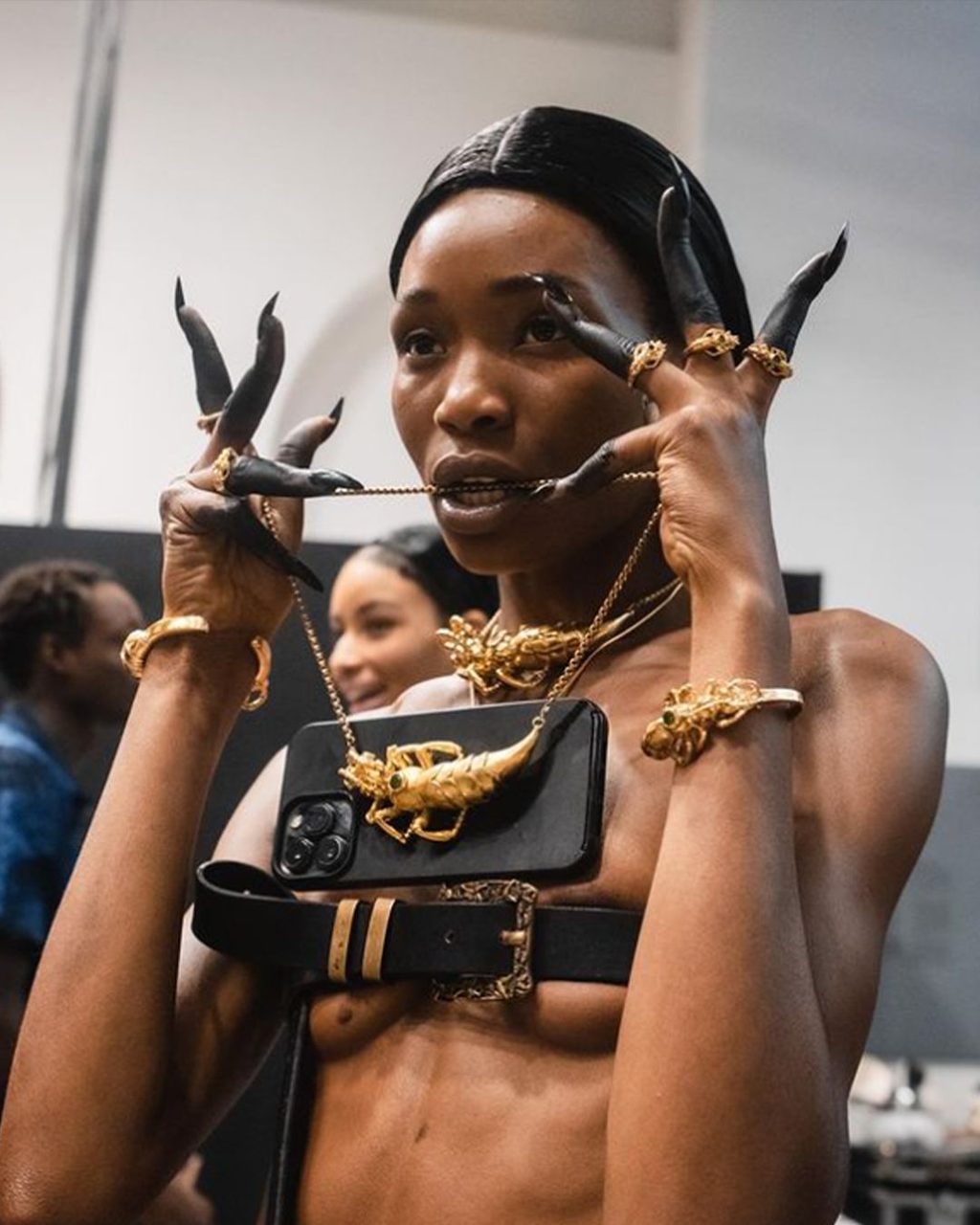 FALLING MODELS & BEAUTIFUL DEBUTS: THE MILAN FASHION WEEK ROUNDUP