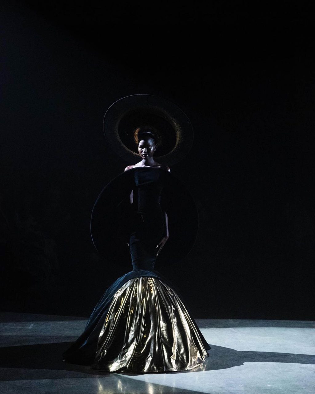 IT’S PARIS FASHION WEEK: HERE’S WHAT YOU DON’T WANT TO MISS