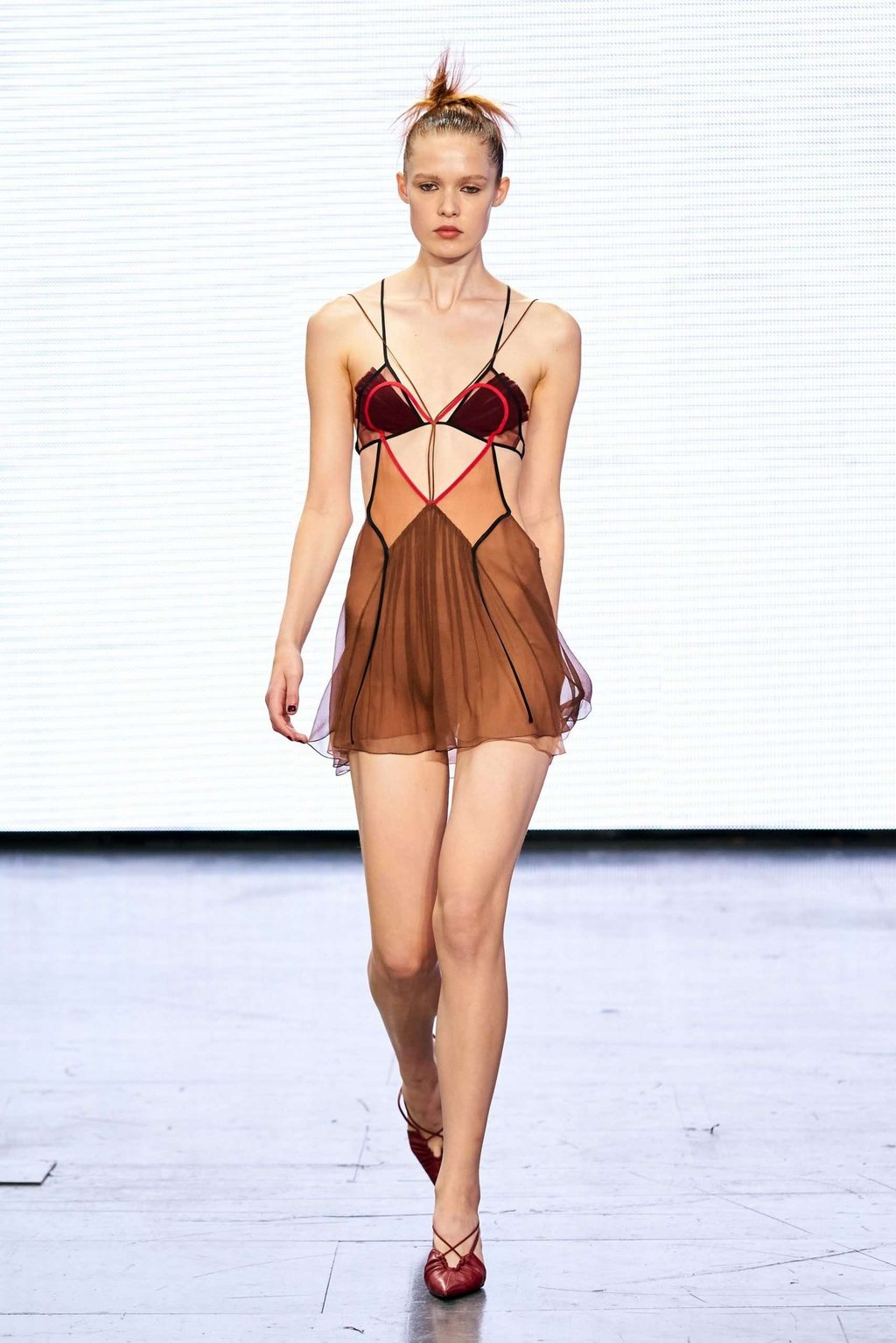 NENSI DOJAKA SS22 PROVES THE DESIGNER IS HERE TO STAY