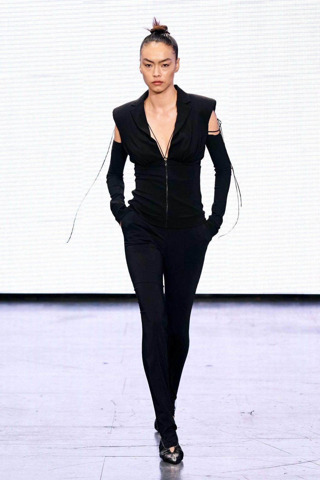 NENSI DOJAKA SS22 PROVES THE DESIGNER IS HERE TO STAY