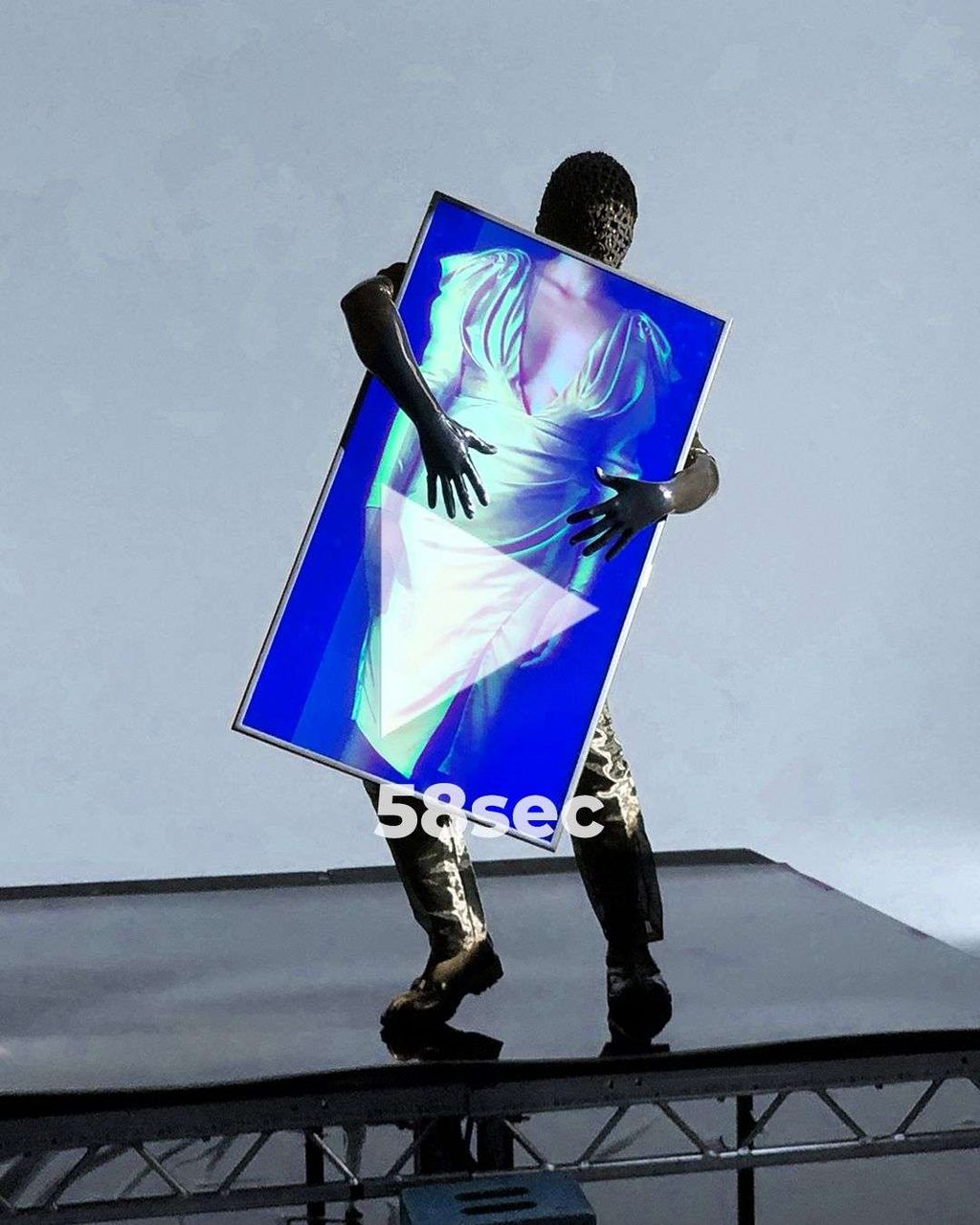 MEET THE DESIGNER CREATING DIGITAL DESIGNS WITH A PHYSICAL PRESENCE