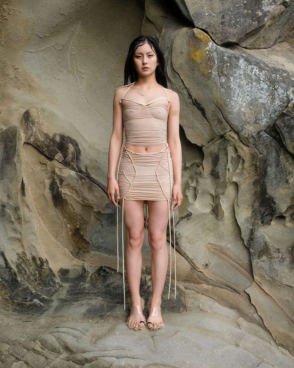 ORIENS TALKS DYSTOPIA, SENSUALITY & CREATIVE CONNECTIONS