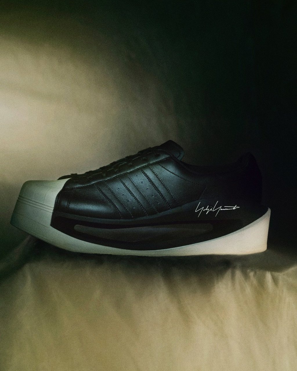 The Yohji Yamamoto x adidas Y-3 GENDO sneaker is giving main character energy