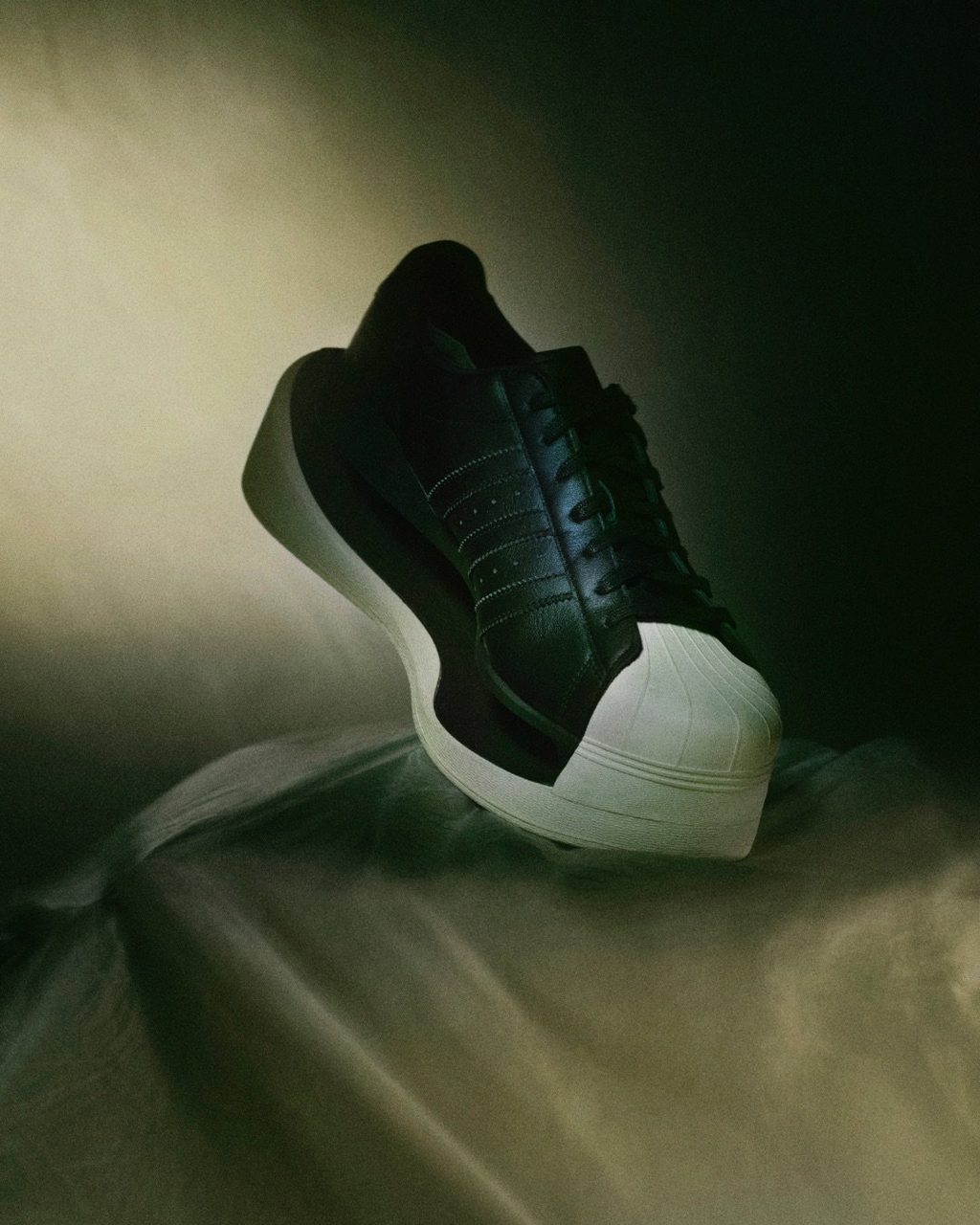 The Yohji Yamamoto x adidas Y-3 GENDO sneaker is giving main character energy