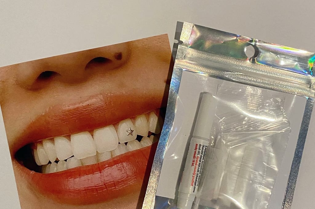 WE’RE SAVING YOU FROM A SH*T SECRET SANTA, THANK US LATER