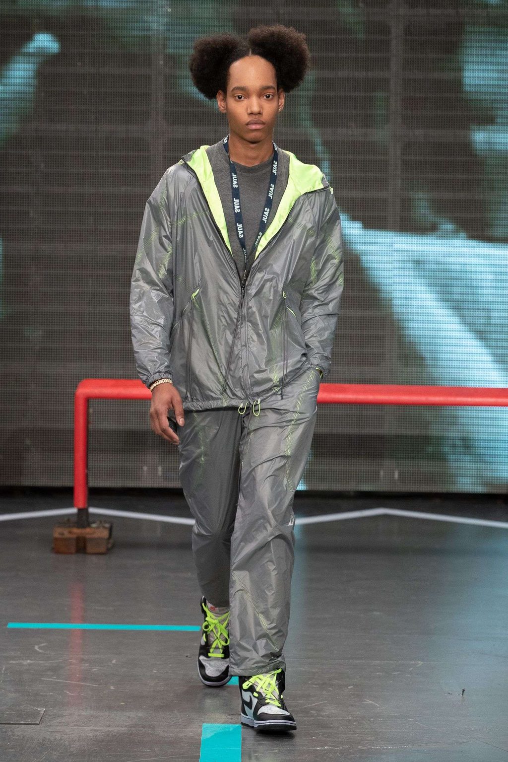SAUL NASH KICKS OFF LFW BLENDING FUNCTIONALITY WITH SPORTSWEAR