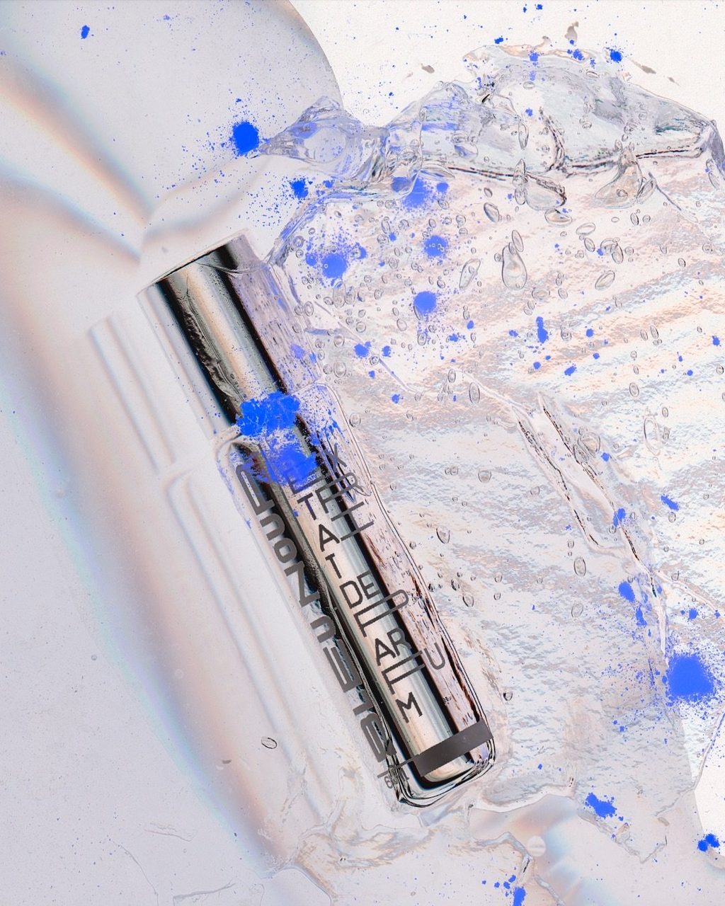 By the power of synesthesia, Bleu Nour turns colour into scent