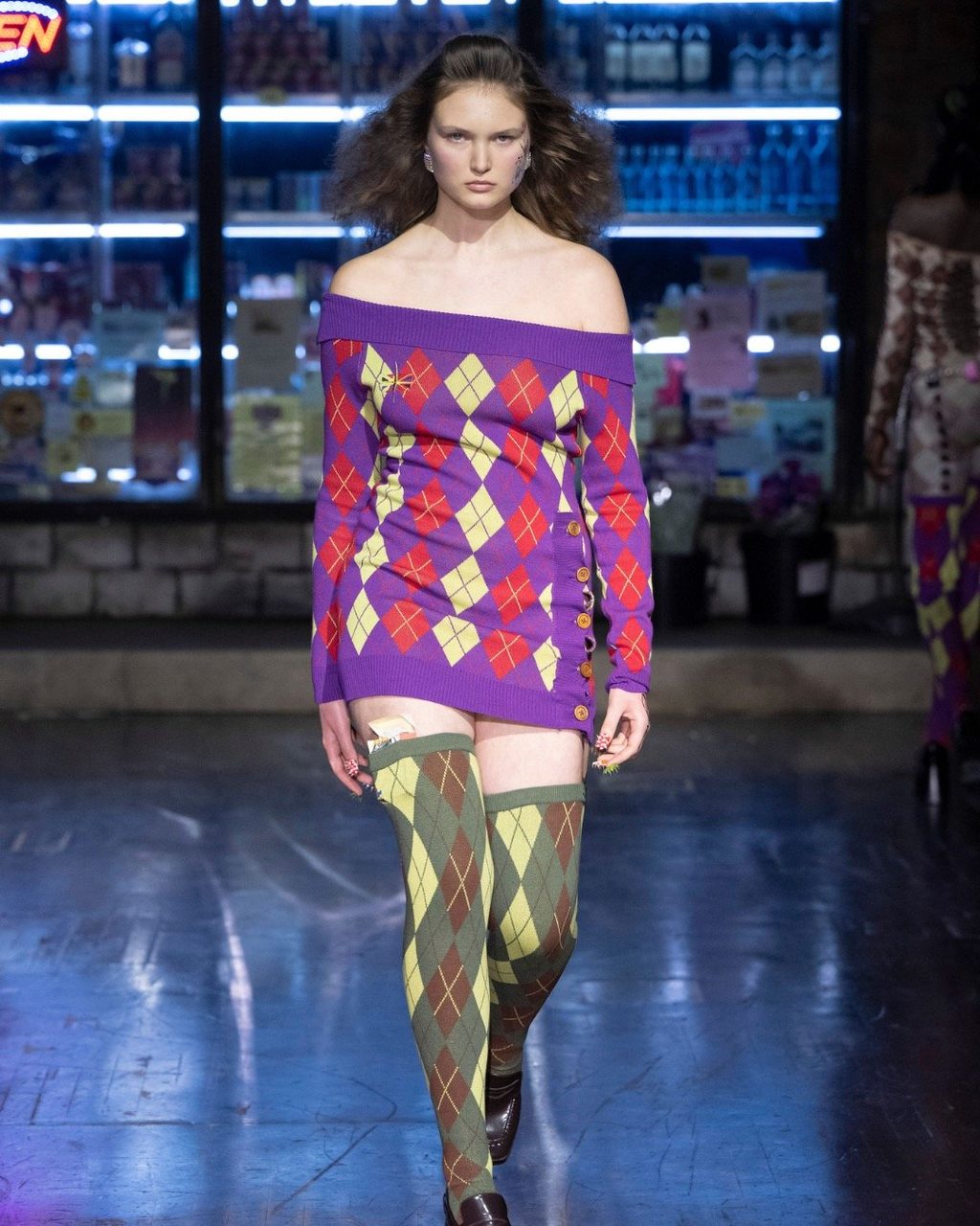 Sinead Gorey AW24 was an ode to school uniforms, drinking in parks, & lunchtime detentions