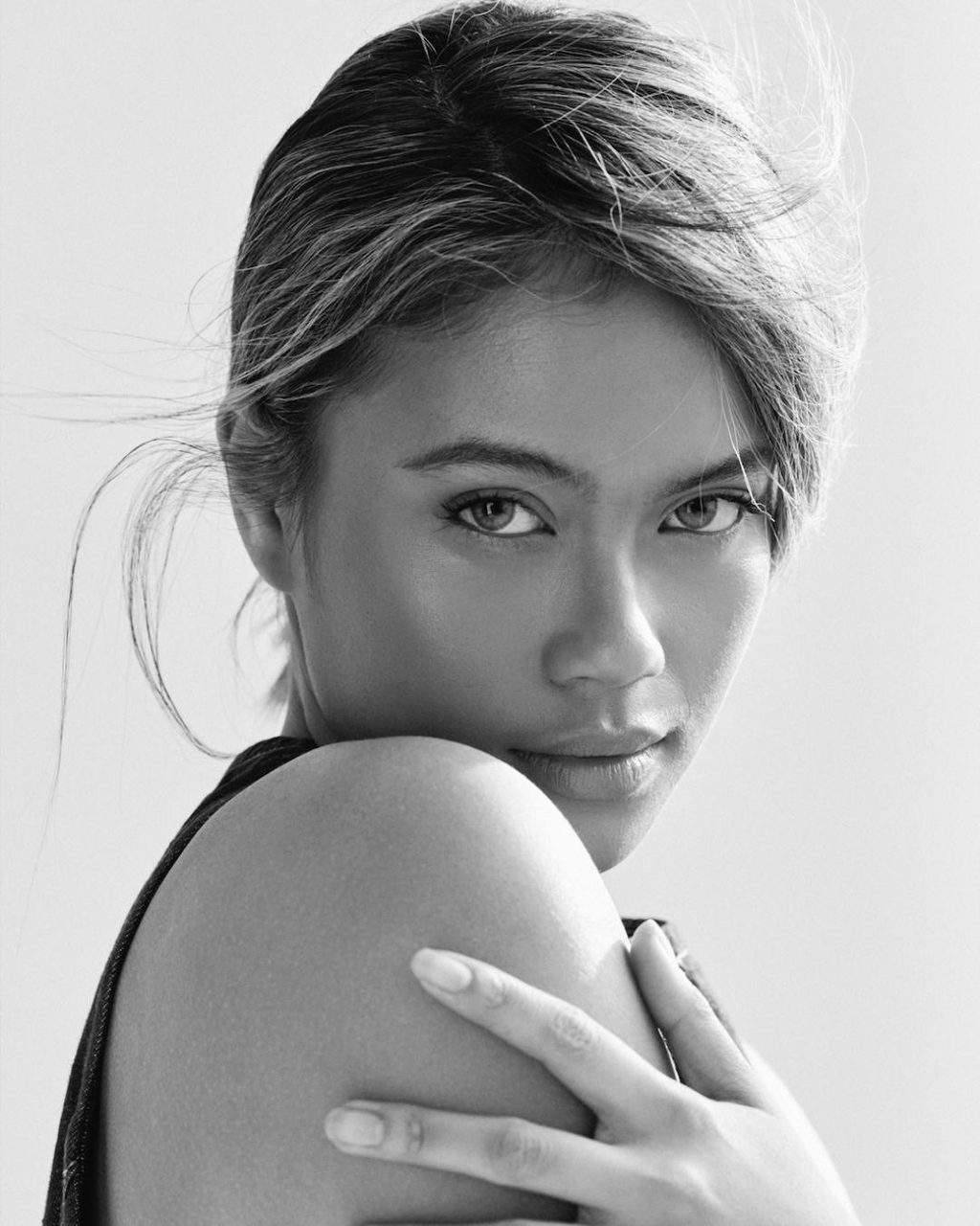 F1 racer Bianca Bustamante chats dream cars, driving playlists, & next steps