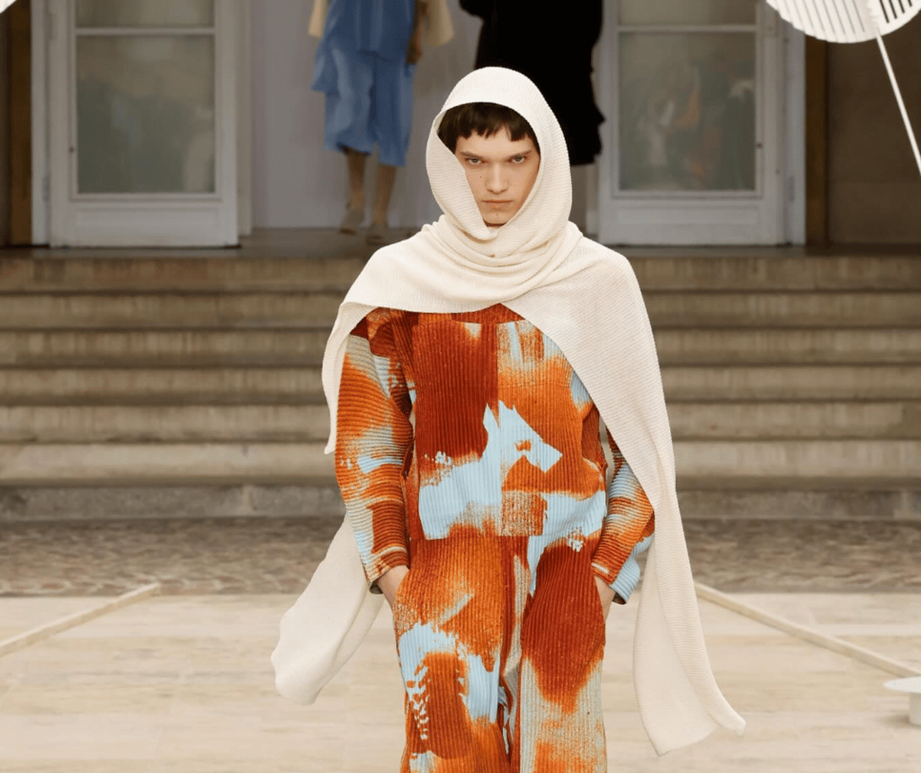 If fashion was a feeling, HOMME PLISSÉ ISSEY MIYAKE SS25 would be zen