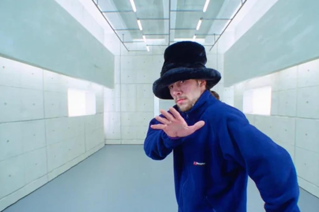 Music videos that give us good vibes