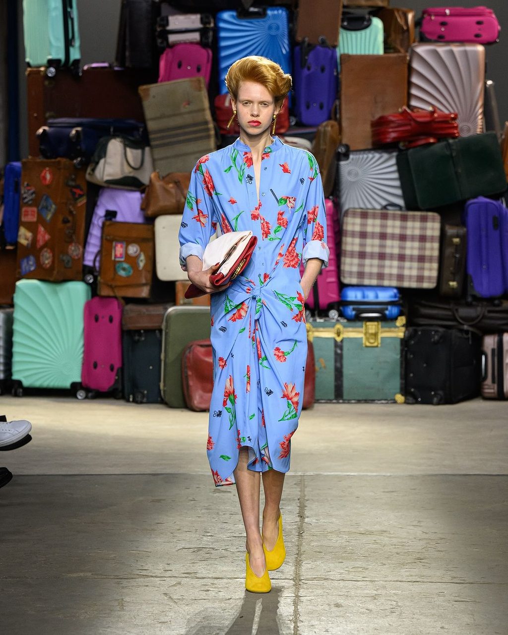Moschino SS25 was a fried egg-fueled escape from the office