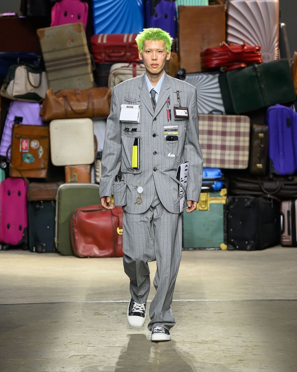 Moschino SS25 was a fried egg-fueled escape from the office
