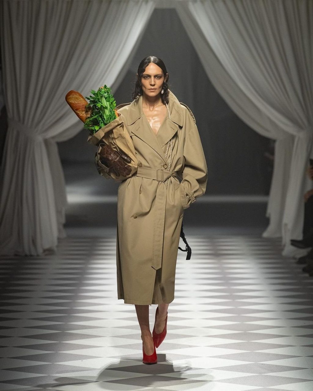Adrian Appiolaza’s Moschino FW24 was an ode to the brand’s legacy