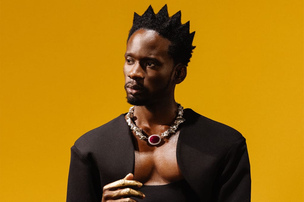 Your Friday Roundup: eBay launches Lost Time auction, Gant introduces 240 Mulberry Street collection & Mr Eazi drops new album