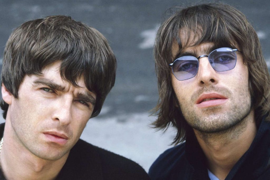 Noel & Liam Gallagher are re-releasing Oasis' 'The Masterplan' on vinyl
