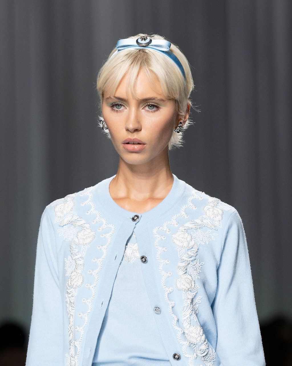 Swinging ‘60s Hollywood glam is Versace’s secret key