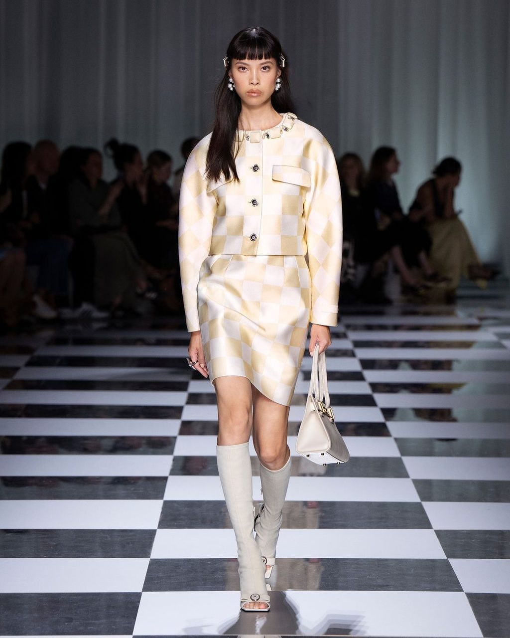 Swinging ‘60s Hollywood glam is Versace’s secret key