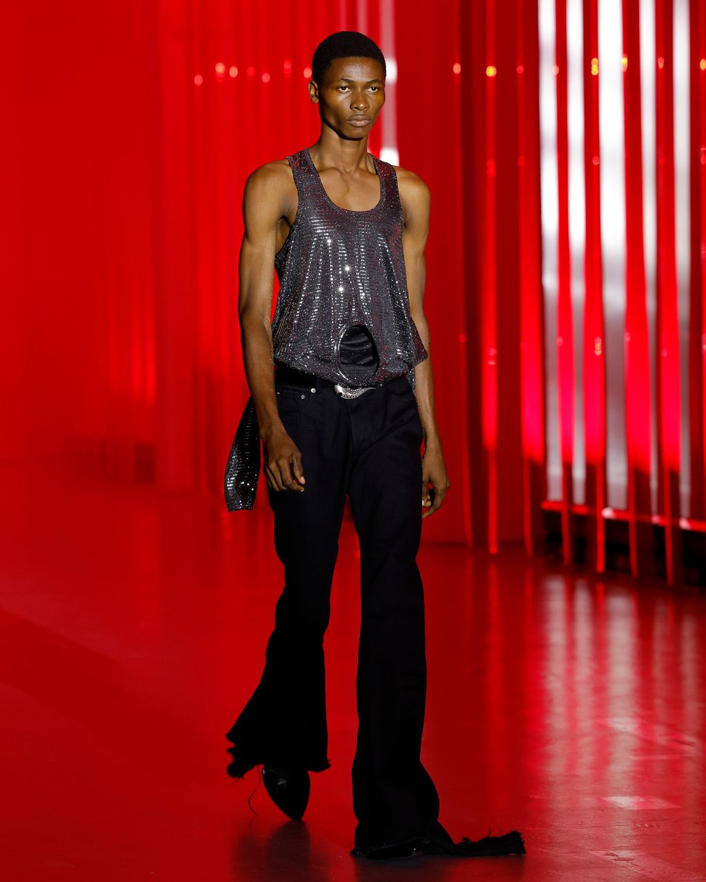 CHUNKY SPIKES AND HYBRID SHIRTS: KEY LOOKS FROM JORDANLUCA’S SS24 COLLECTION