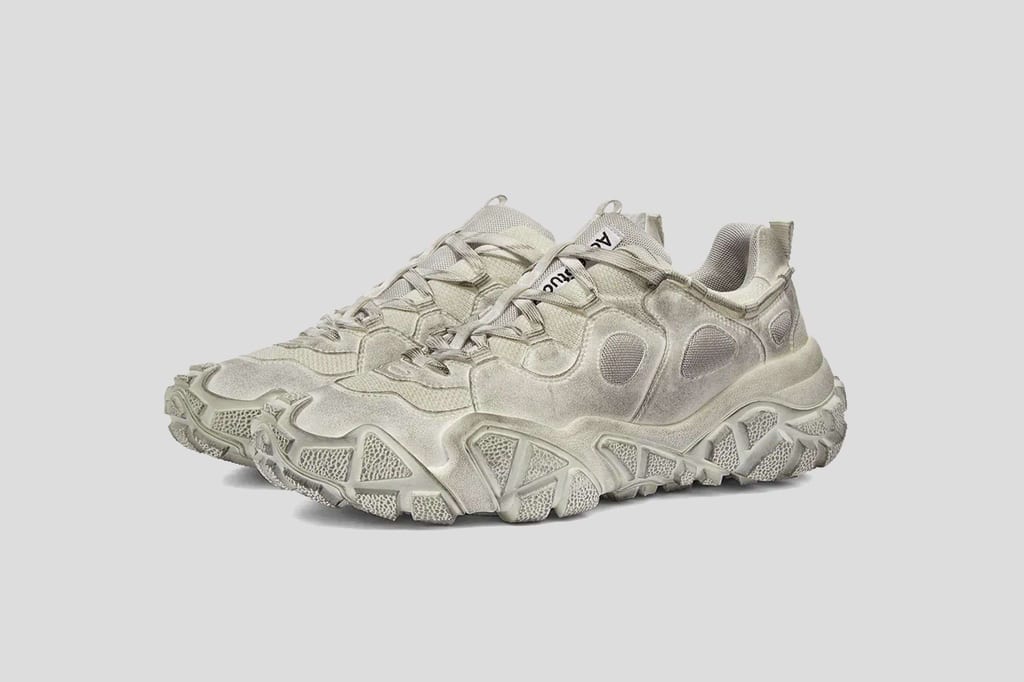 ACNE STUDIOS REINTRODUCES A HIKING-INSPIRED SNEAKER