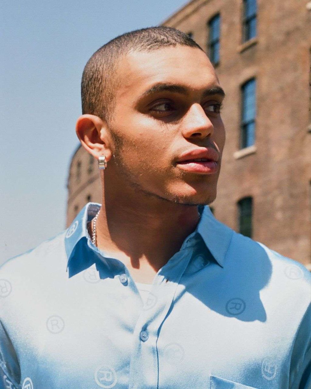 IT'S GETTING HOT IN HERE, SO PUT ON YOUR PRINTED SHIRT