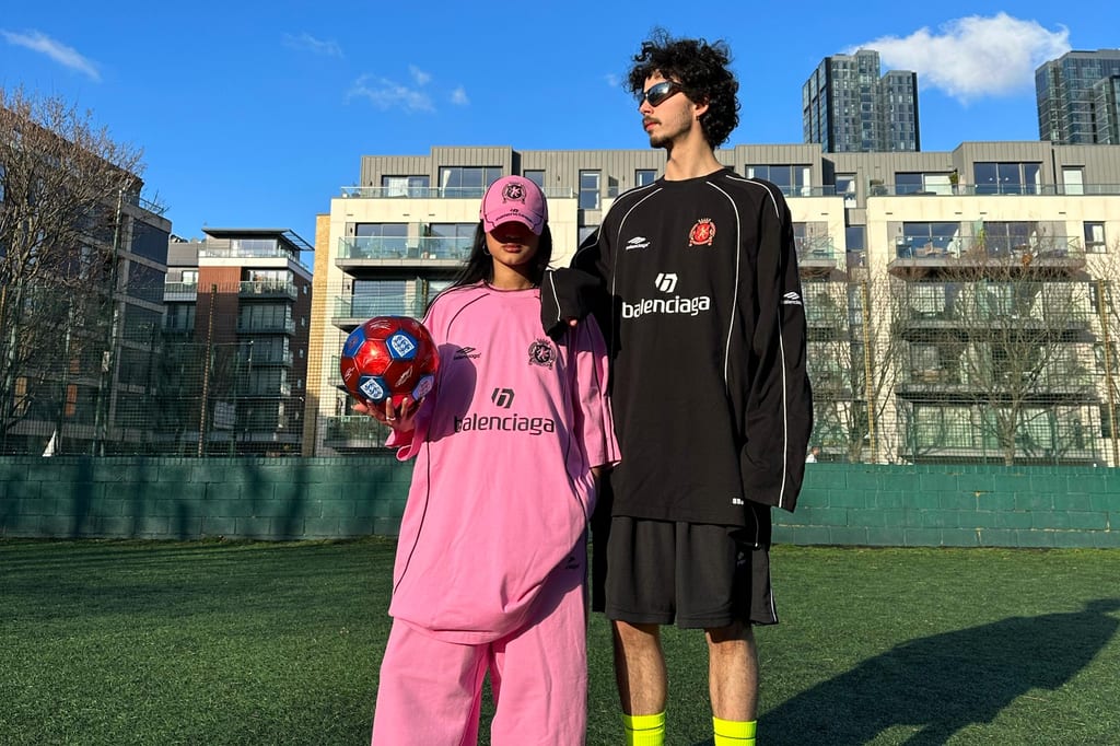 Allez Balenciaga FC! The new Soccer Series is out