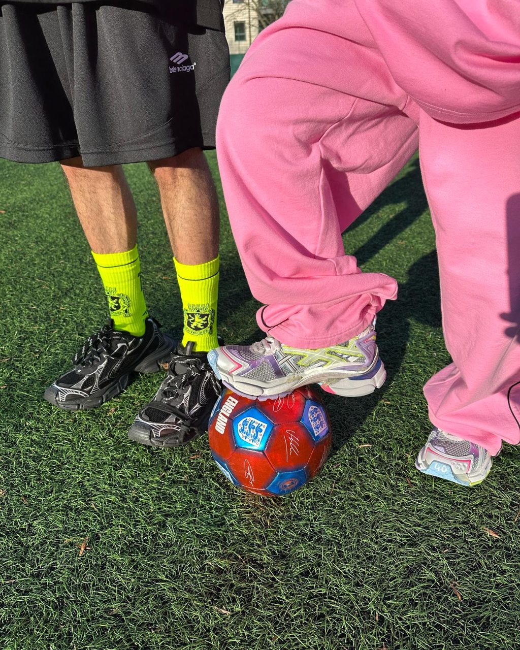 Allez Balenciaga FC! The new Soccer Series is out