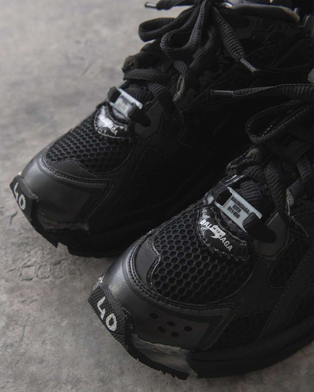 THE BALENCIAGA RUNNER IS STRANGE: DO WE LIKE IT?