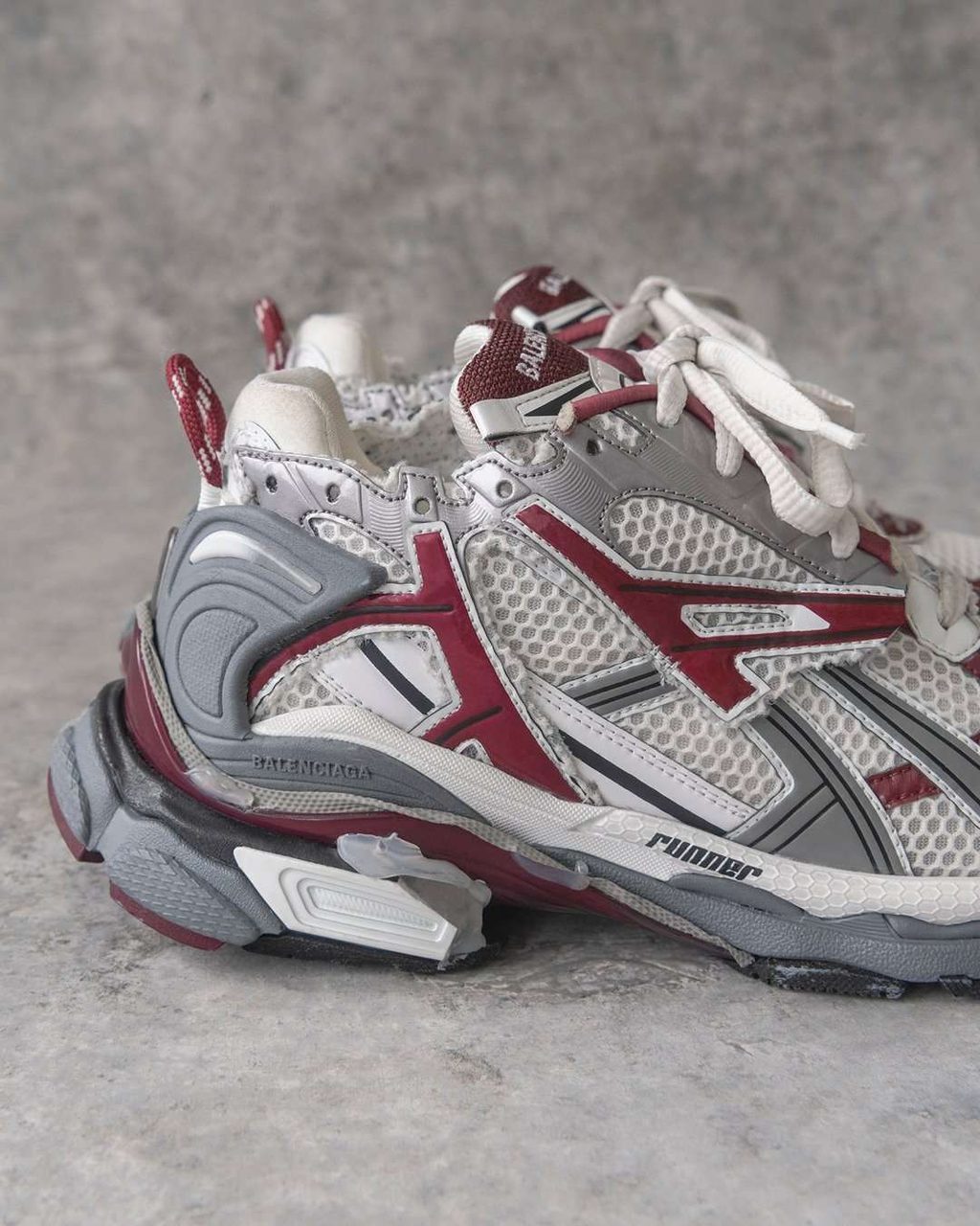 THE BALENCIAGA RUNNER IS STRANGE: DO WE LIKE IT?