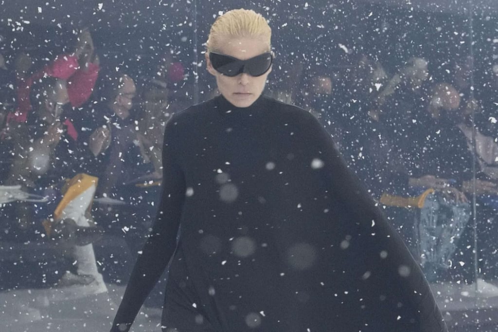 THE BALENCIAGA SHOW WAS MEANT TO BE AN UNCOMFORTABLE VIEWING EXPERIENCE