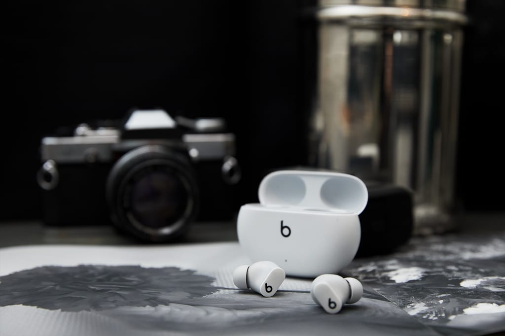 BEATS WANTS YOU TO TREAT YOUR EARS WITH THESE FEATHERWEIGHT ‘STUDIO BUDS’