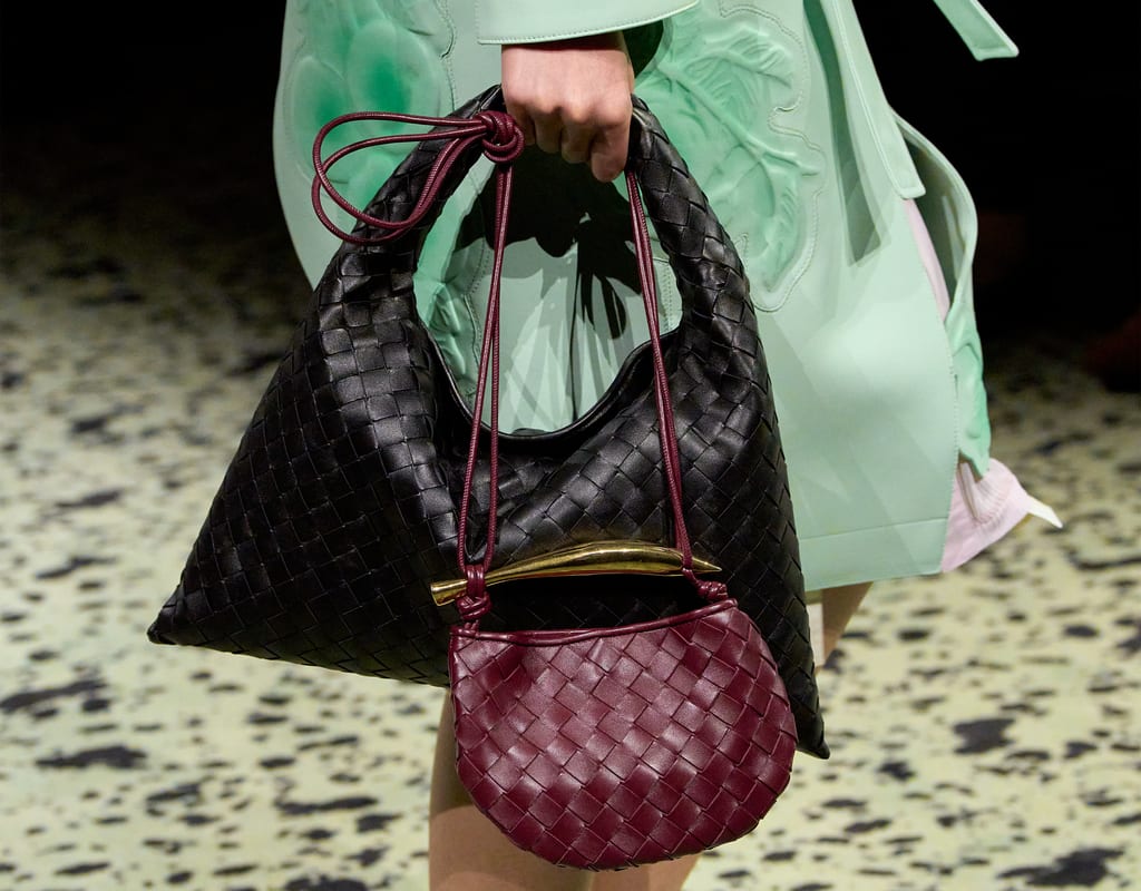 It-Bag alert! The new Bottega Veneta Hop