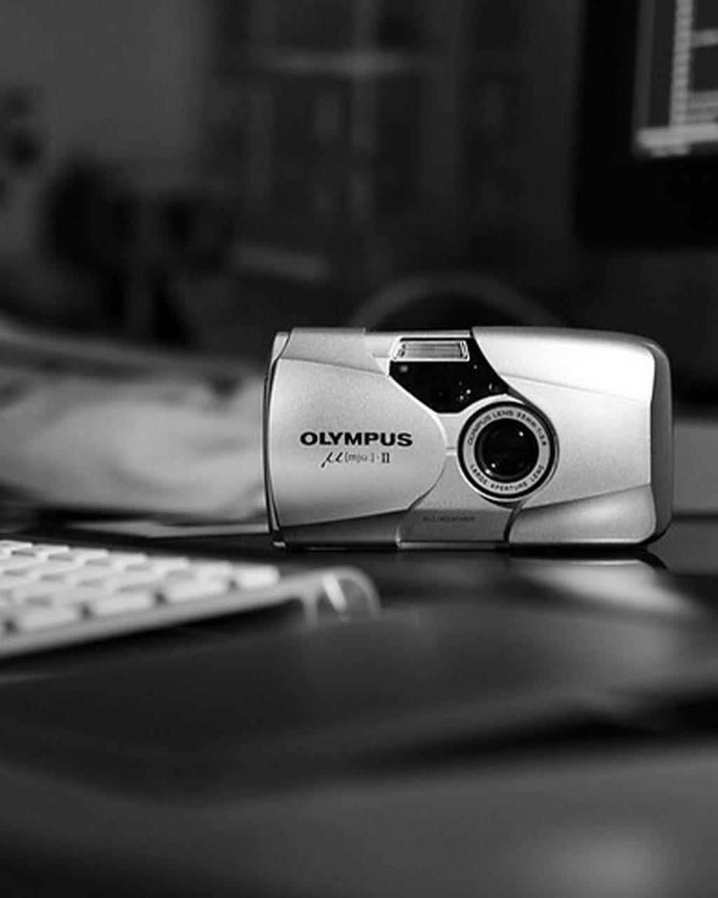 HOW TO DISPOSE OF YOUR DISPOSABLE CAMERA - A FILM CAMERA GUIDE